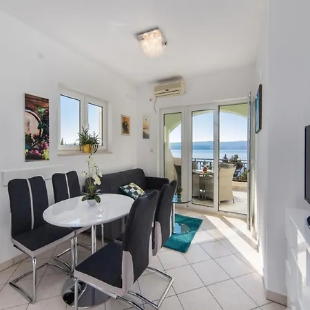 Tafra - One Bedroom Apartment *