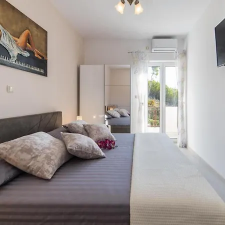 Tafra - One Bedroom *