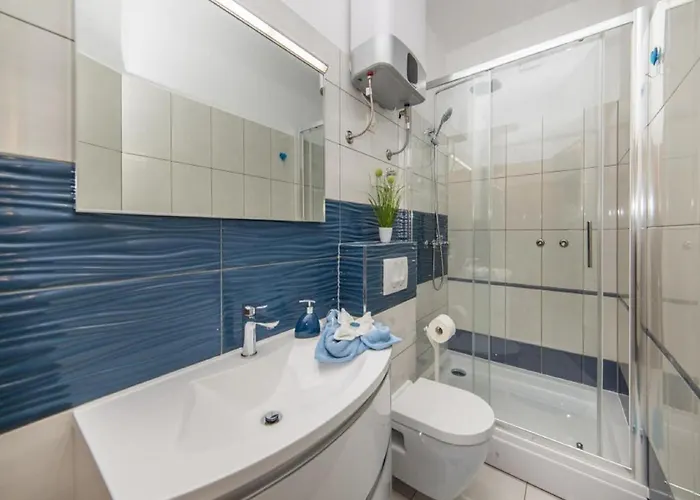 Tafra - One Bedroom Apartment *